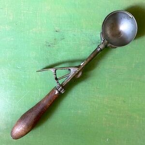 Vintage 1914 Ice Cream/ Gelato Brass Scooper with Wooden Handle.